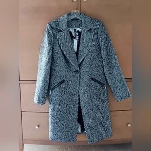 NWT White House Black Market Coat, Size 10, Black and White